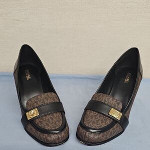 MICHAEL KORS PADMA BLOCKED HEEL LOAFERS BFPM-07-075